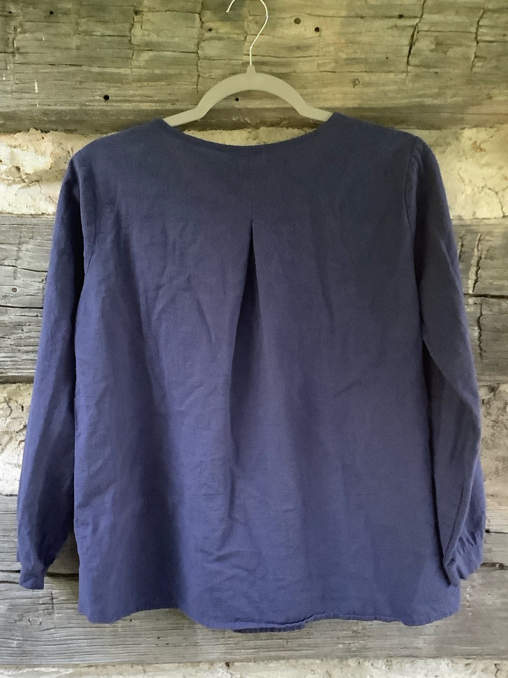 Women’s Navy Pintuck Button-Front Peasant Top - Picture 4 of 6